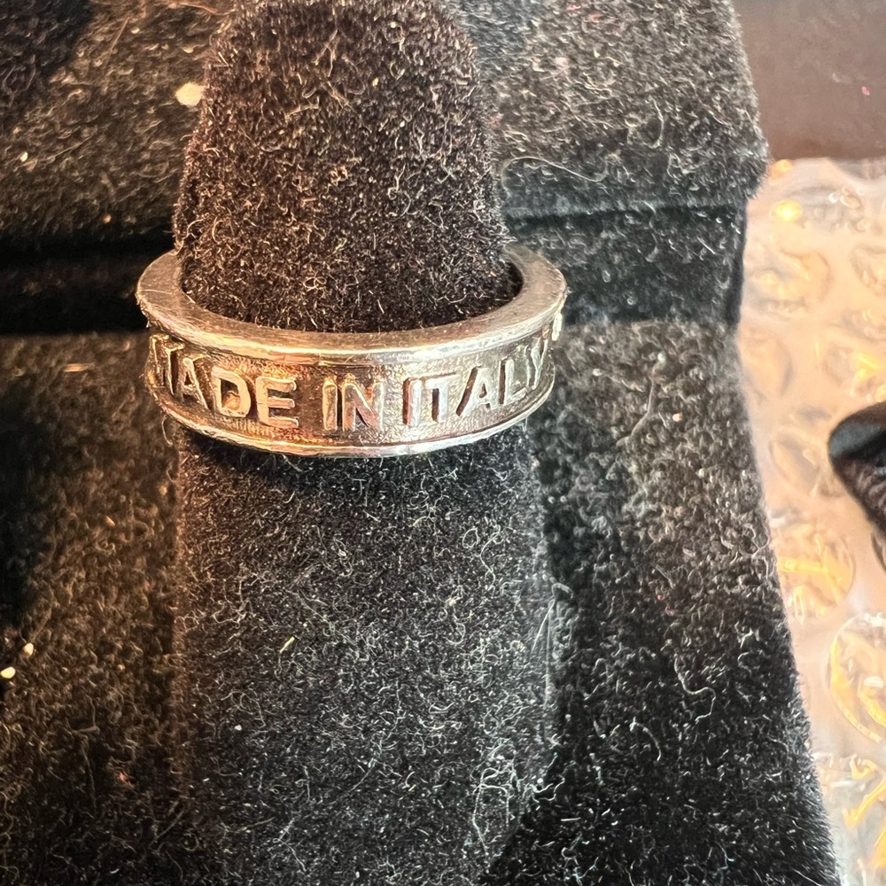Gucci Silver 'Made in Italy' Ring